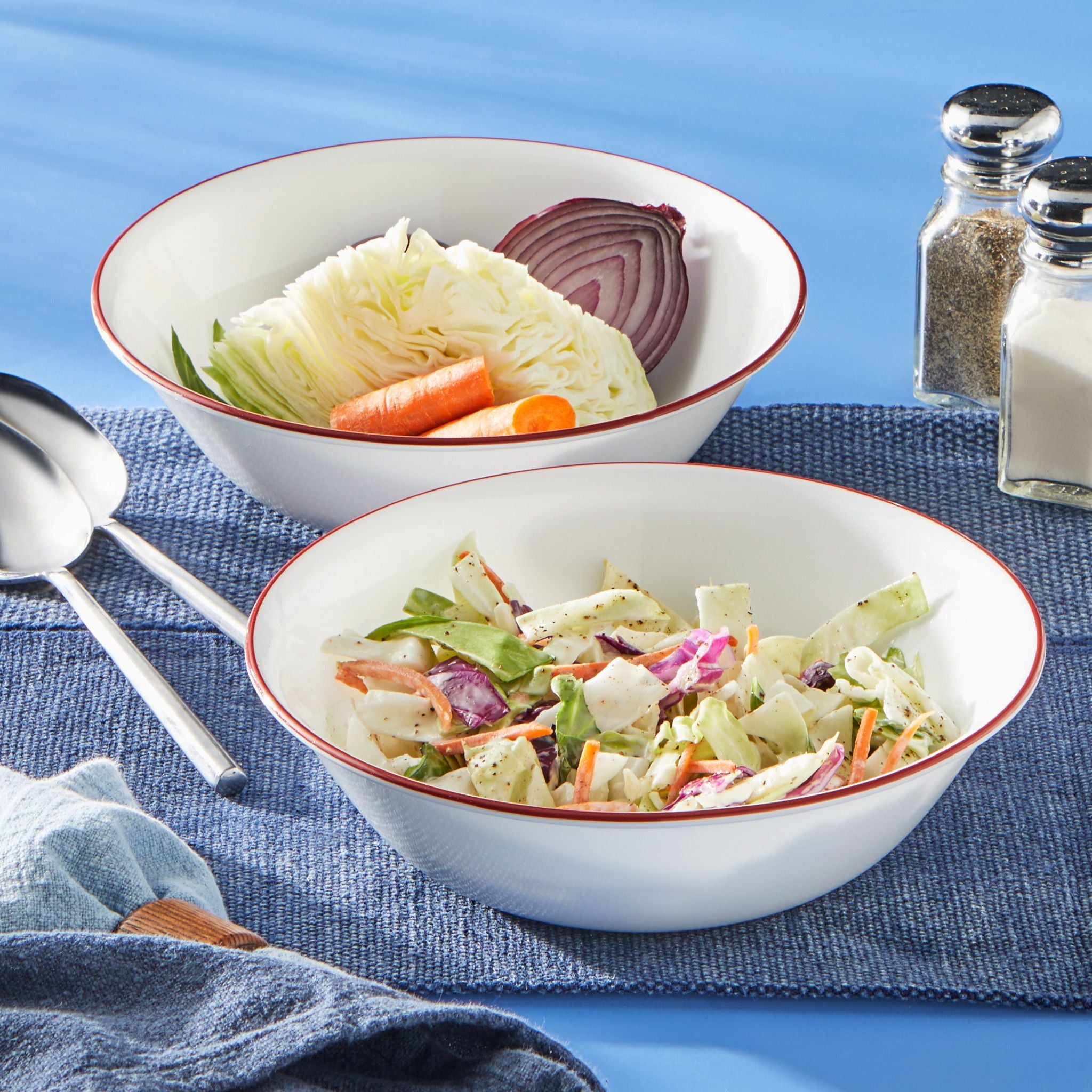 1139454_CO_Tabletop_Lifestyle_Square_Radiant-Red_1qt-Bowls