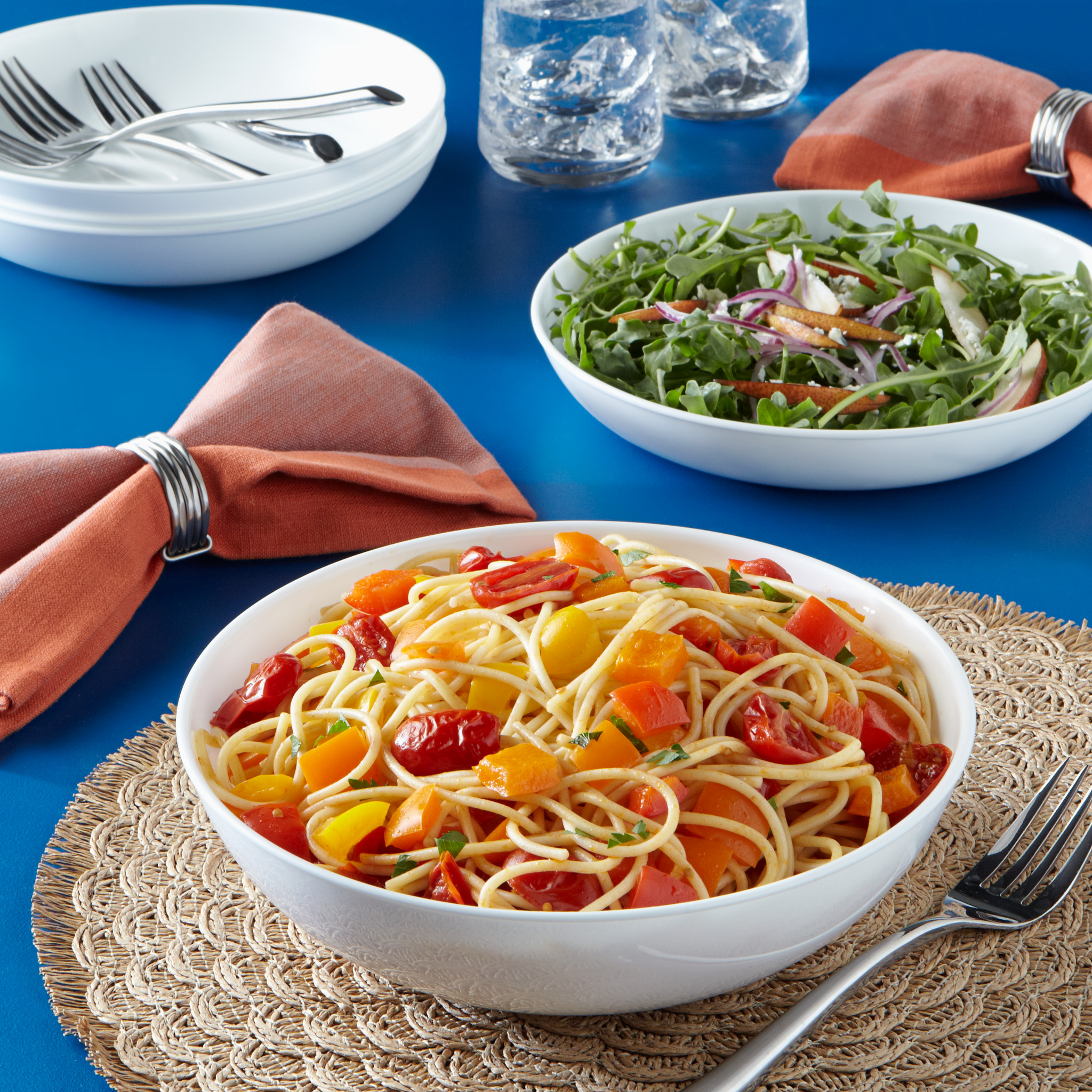 xxxxxxx_CO_Tabletop_Lifestyle_Square_NEW-Meal-Bowls_2